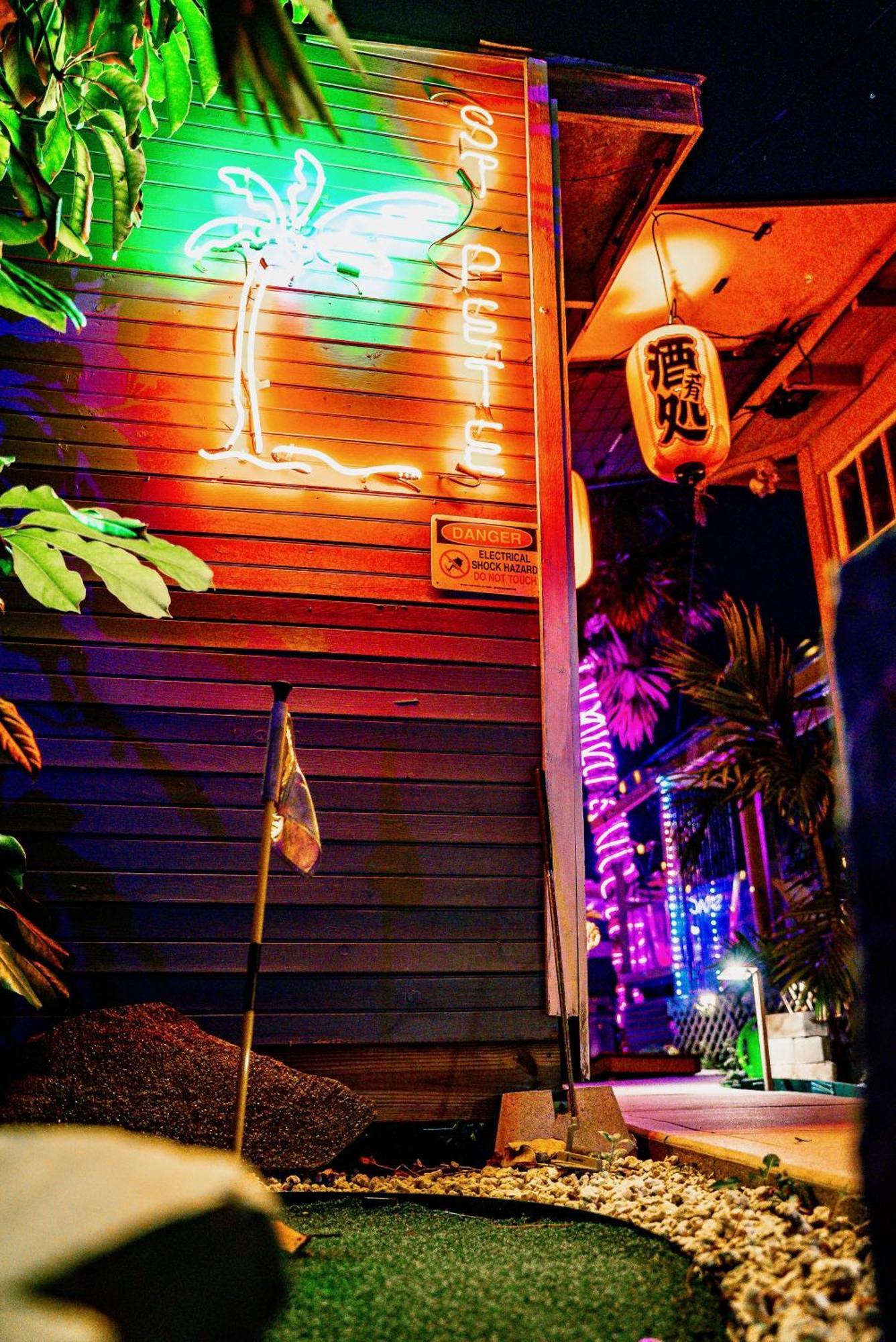 World Solo Travel'S Welcomed At St Pete Home เซนต์ปีเตอร์สเบิร์ก ภายนอก รูปภาพ
